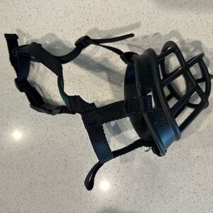 Baskerville ultra basket dog muzzle, size 4, black